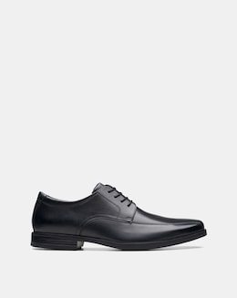 Clarks Howard Over Leather Shoe - Black