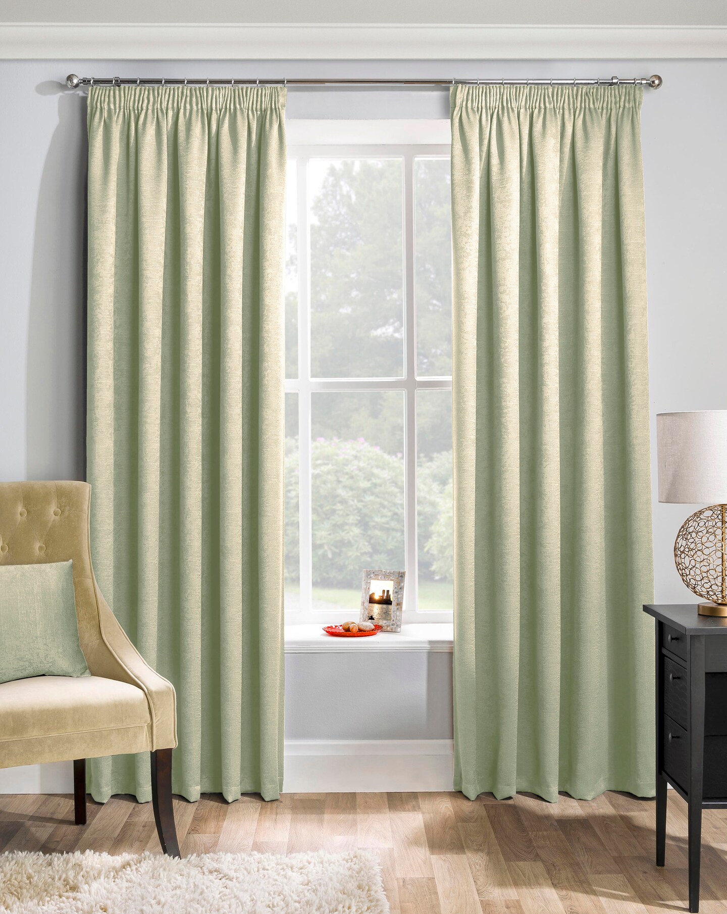 Matrix Light Filtering Textured Embossed Pencil Pleat Thermal Curtain