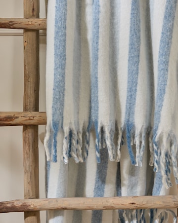 Wylder Beechwood Stripe Throw 140x180cm