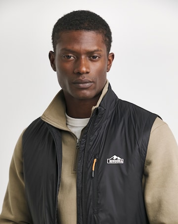 Snowdonia Black Showerproof Wadded Gilet