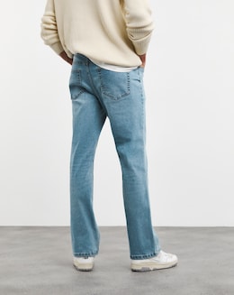 Bootcut Fit Stretch Jeans Lgt Stonewash