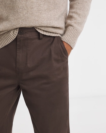 Tapered Fit Chino