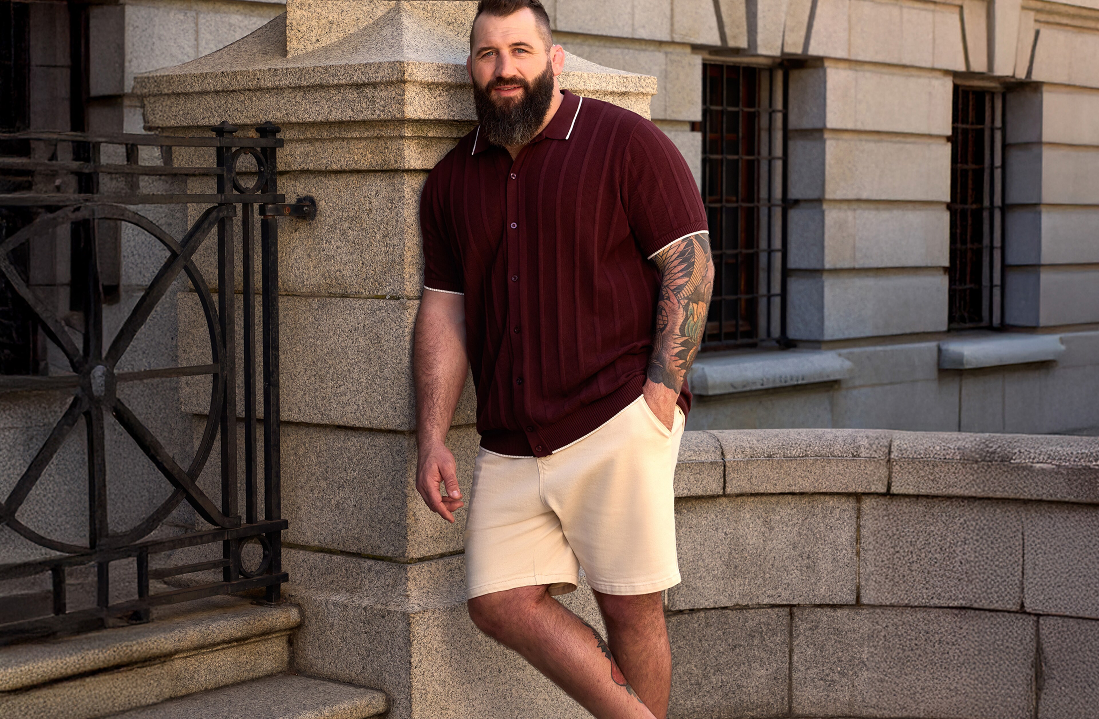 Joe Marler wears Fully Elasticated Waist Dock Shorts in Cream with Burgundy Polo