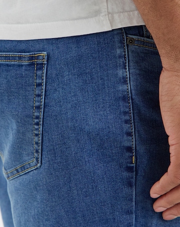 Bootcut Fit Stretch Jeans Mid Wash