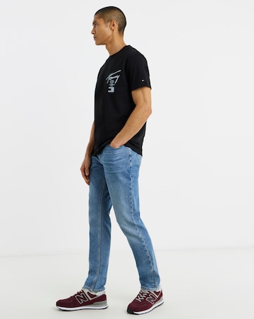 Tommy Jeans Short Sleeve Back Graphic City Signature T-Shirt - Black