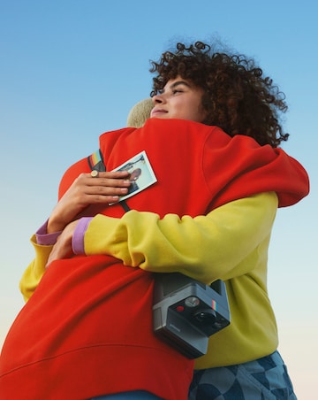 Polaroid Now Gen 2 Instant Camera - Everything Box - Black & White