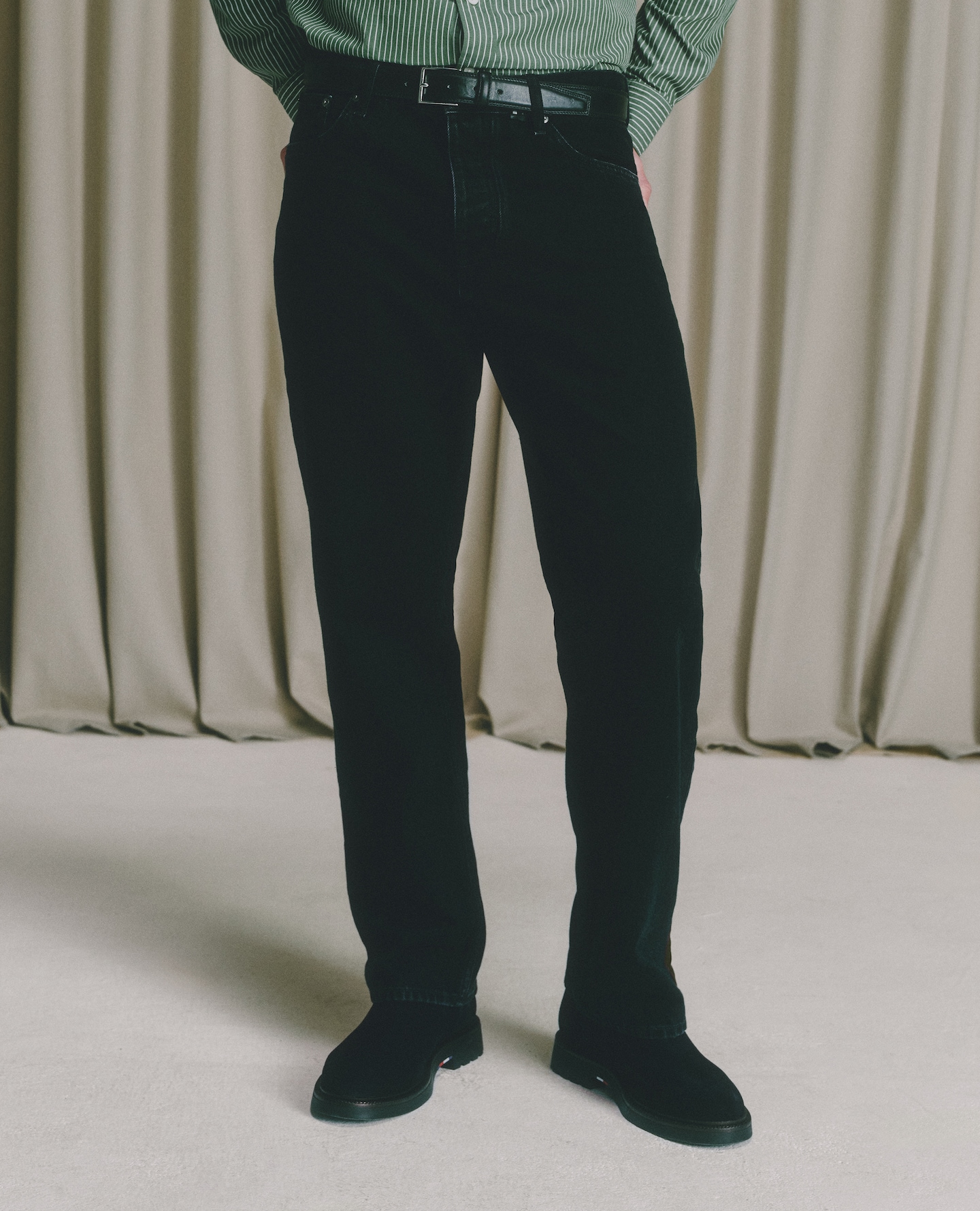 Model wears Tommy Hilfiger Madison Straight Jean - Black Denim