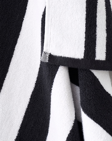 Bianca Reversible Stripe Jacquard Towels