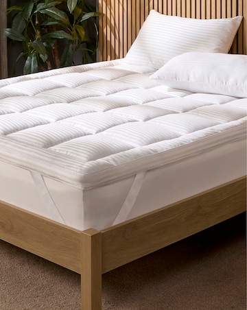 Snuggledown Luxury Deep Woven Mattress Topper 5 cm