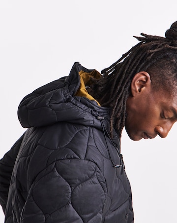 Barbour Re-Engineered Hooded Spey Quilted Jacket - Black