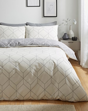 Oberon Duvet Cover Set - Image 3