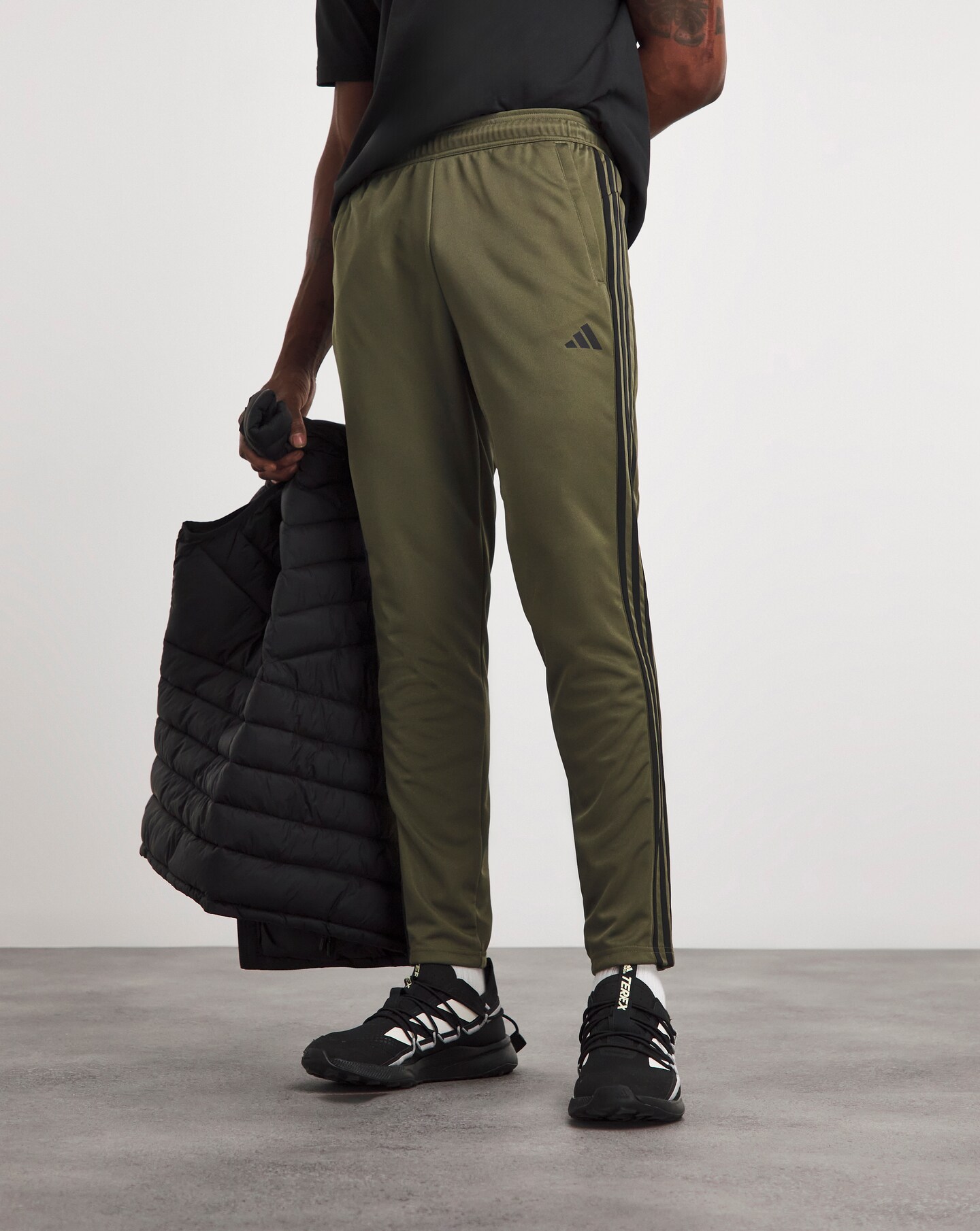 Size 44 joggers on sale
