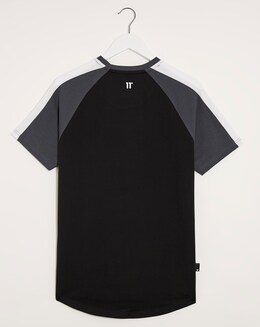 11 Degrees Short Sleeve Cut &amp; Sew Muscle Fit T-Shirt