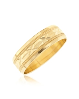 9 carat Sealed with a Kiss Diamond Cut Gents Wedding Band