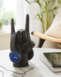 Iron Glory Rock on Headphone Stand