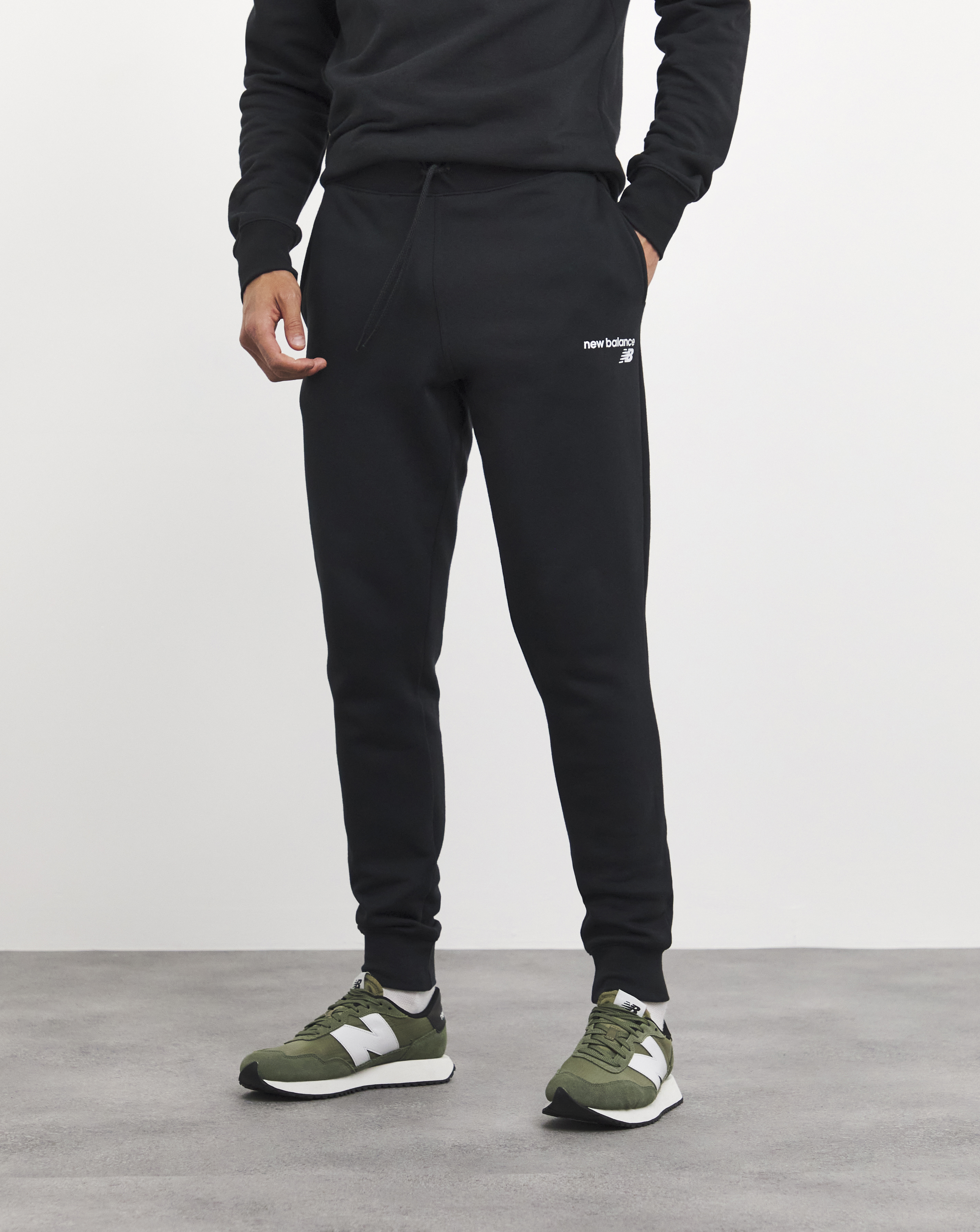 New Balance Classic Core Fleece Pant