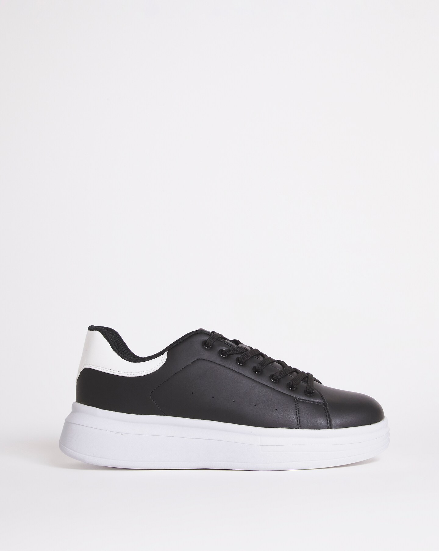 Mens wide on sale fit black trainers