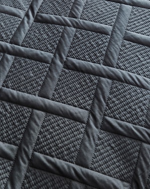 Pinsonic Duvet Cover Set - Image 2