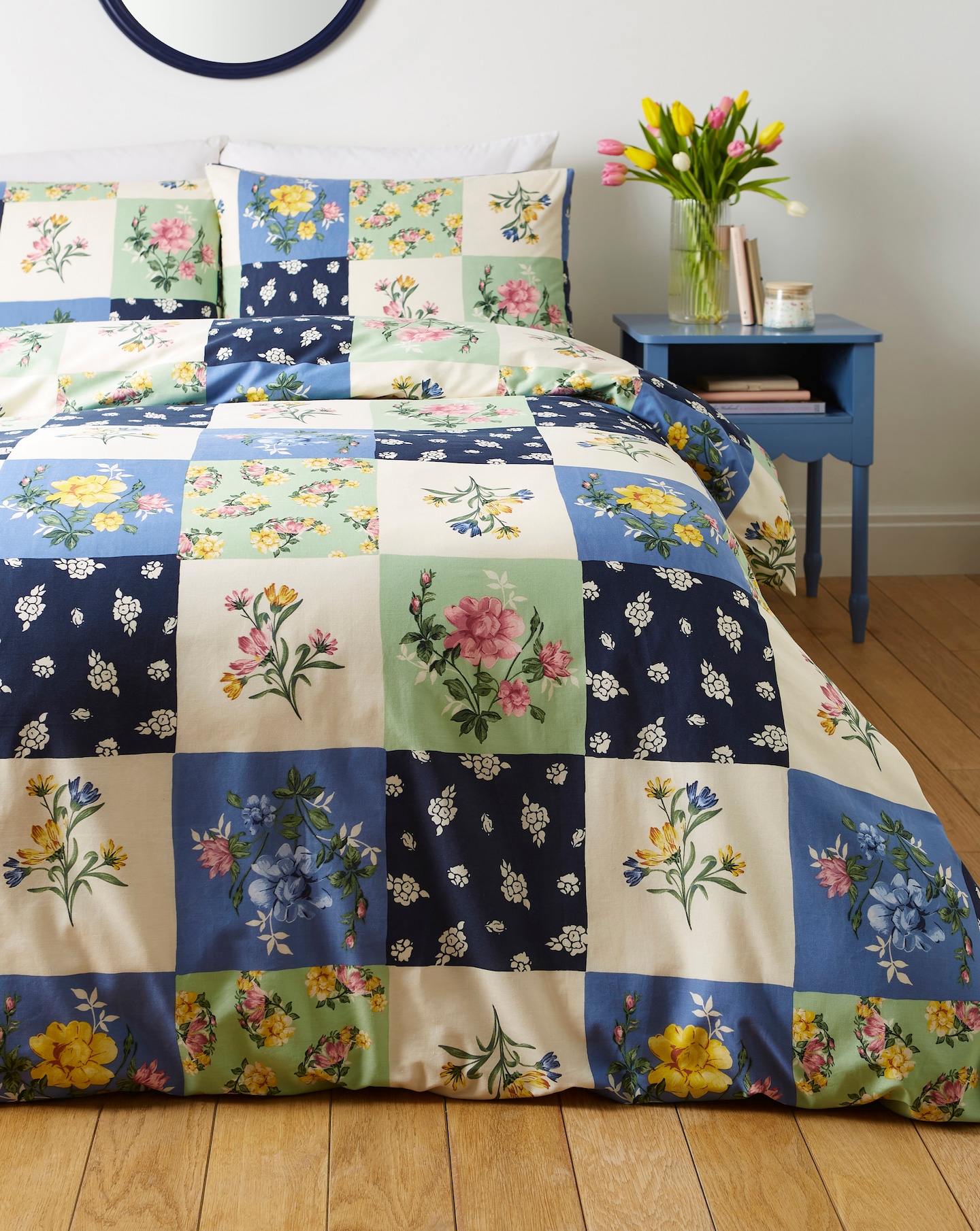 New In - Julipa Patchwork Floral Duvet Set