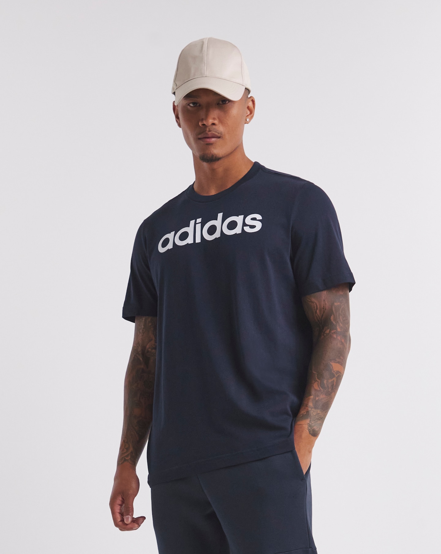adidas Essentials Logo T-Shirt