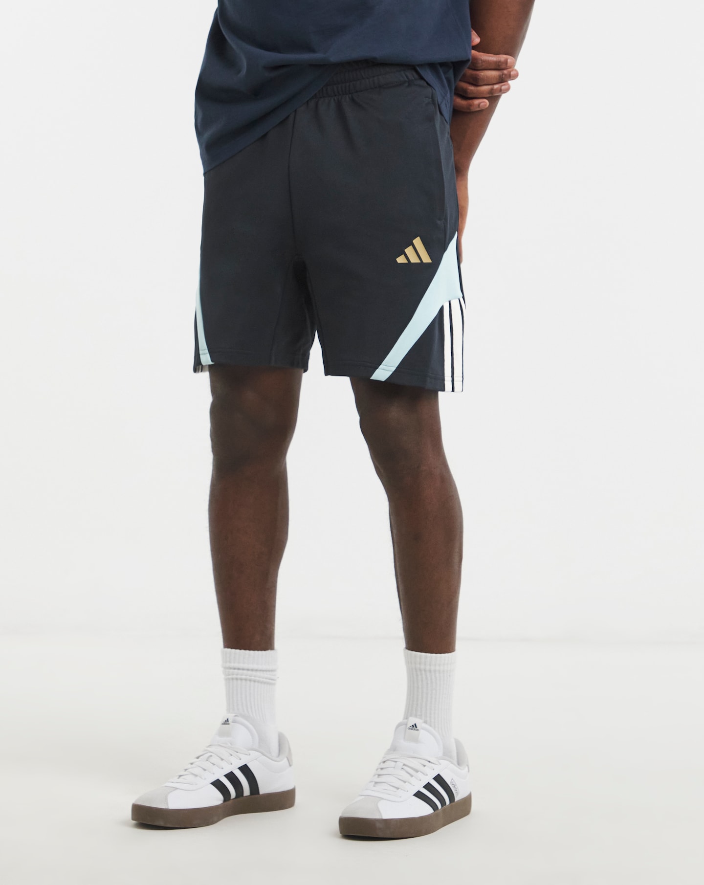 New In - adidas Tiro Shorts