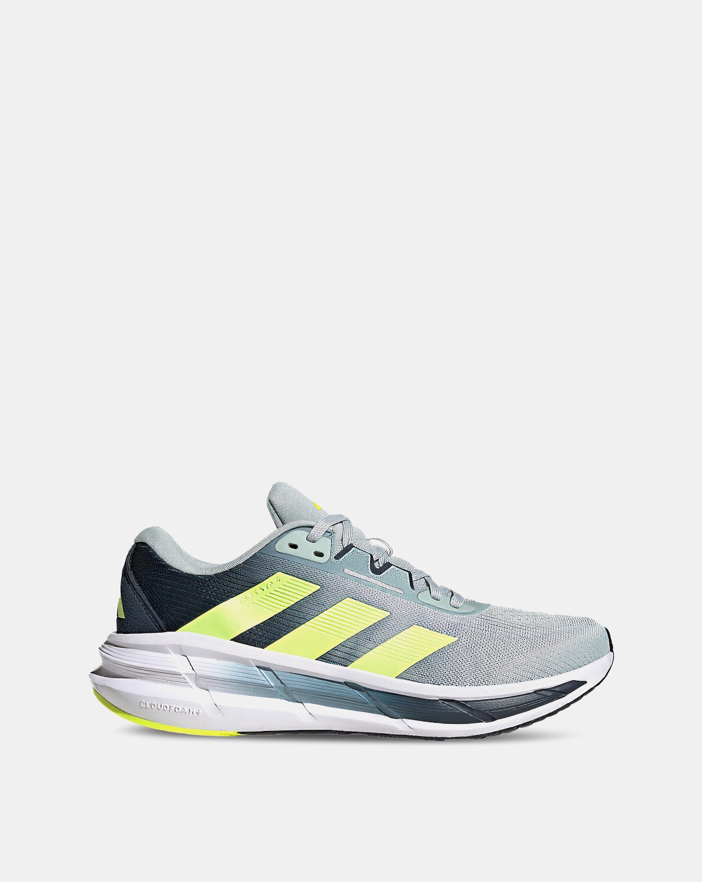adidas Questar 3 Trainers