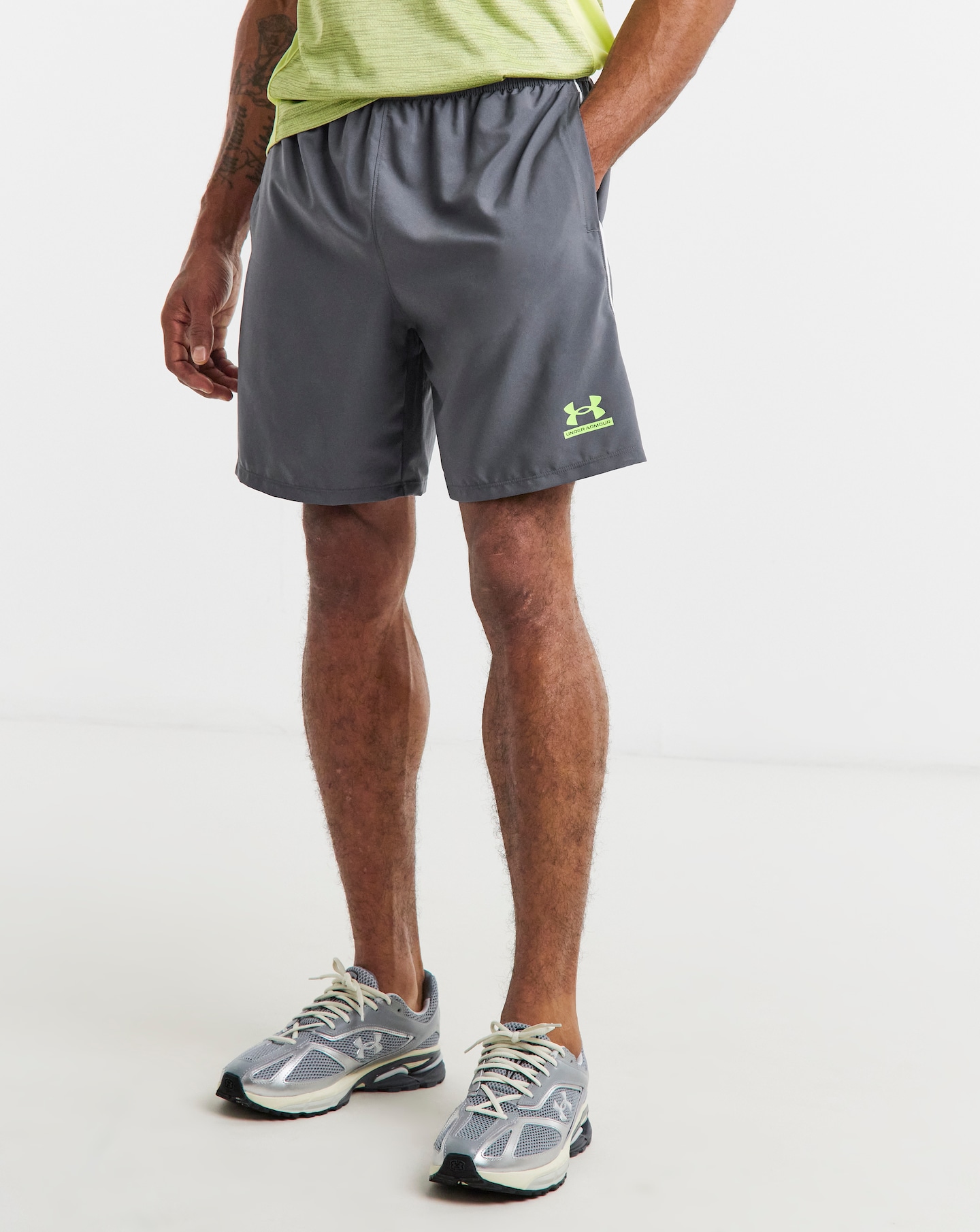 New In - Under Armour Tech Utility Shorts