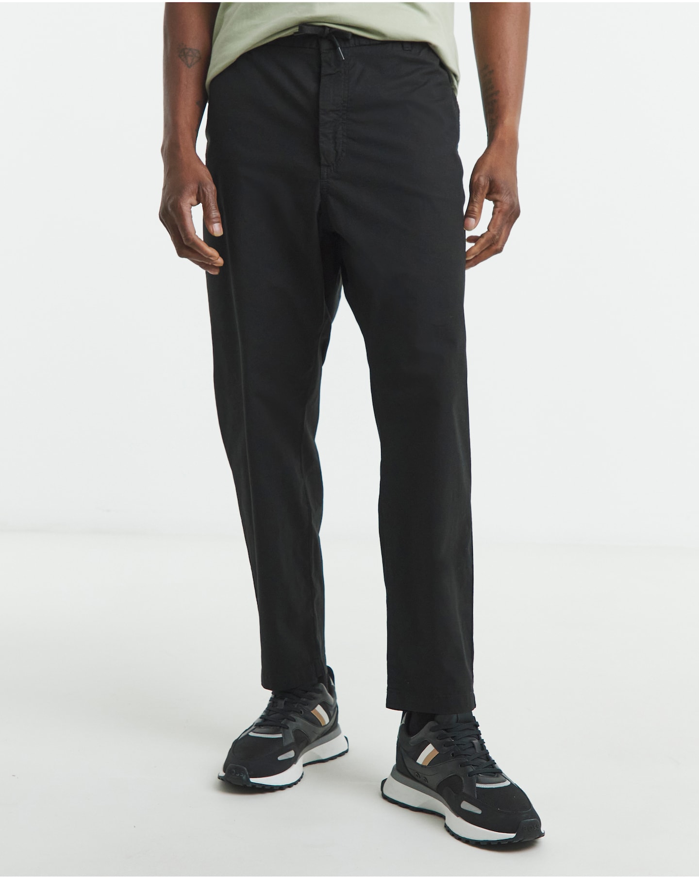 BOSS Tapered Chino - Black