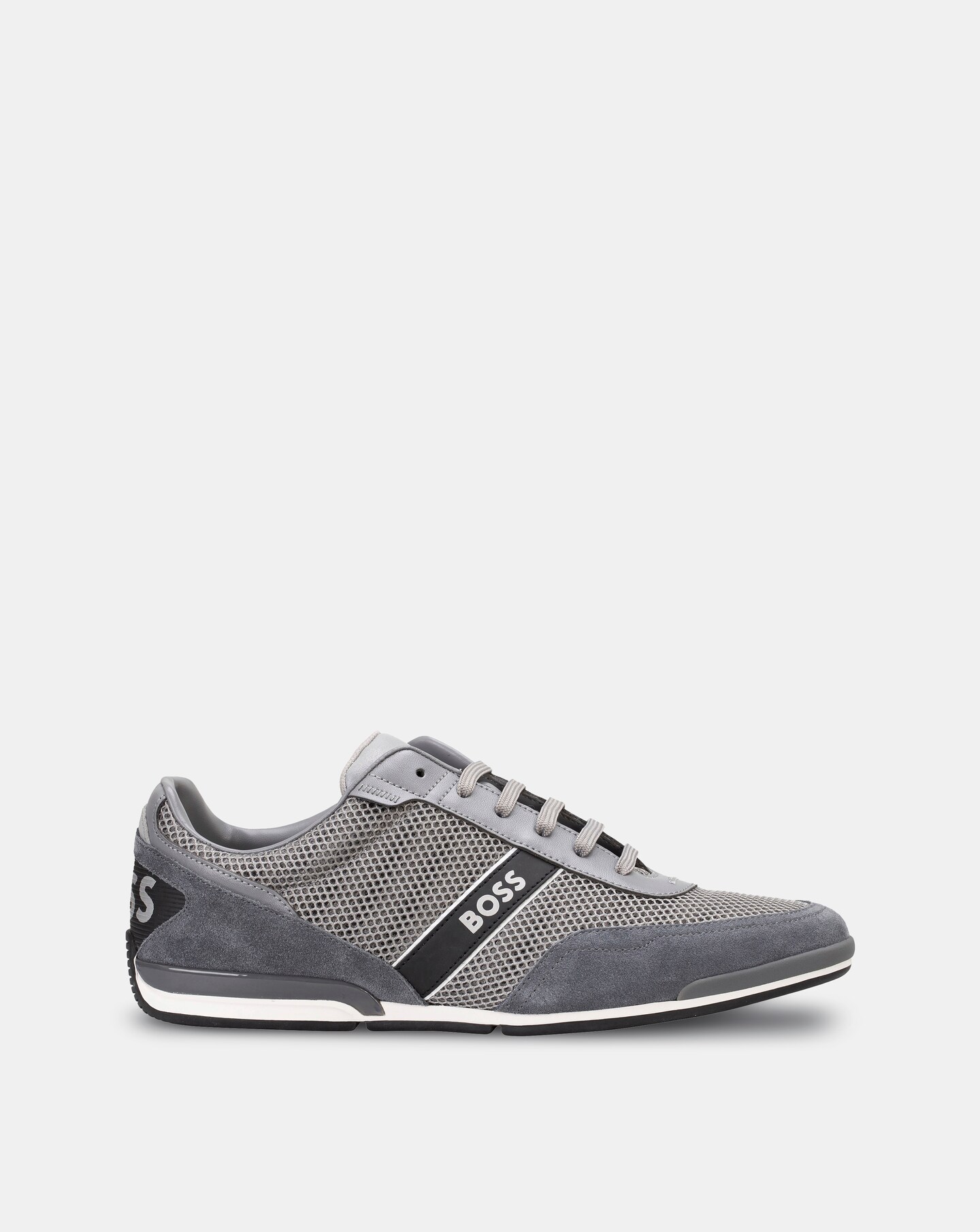 Boss saturn discount low pro trainer