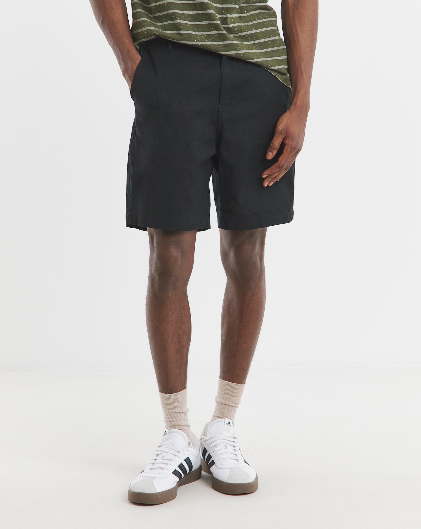 Linen Blend Chino Short