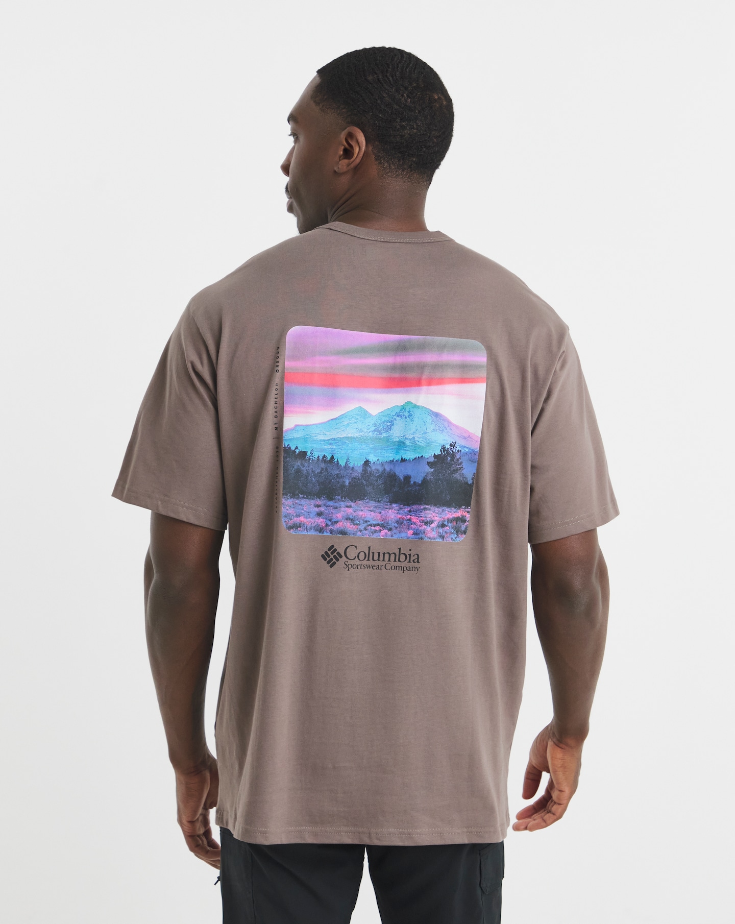 New In - Columbia Heavyweight Graphic T-Shirt