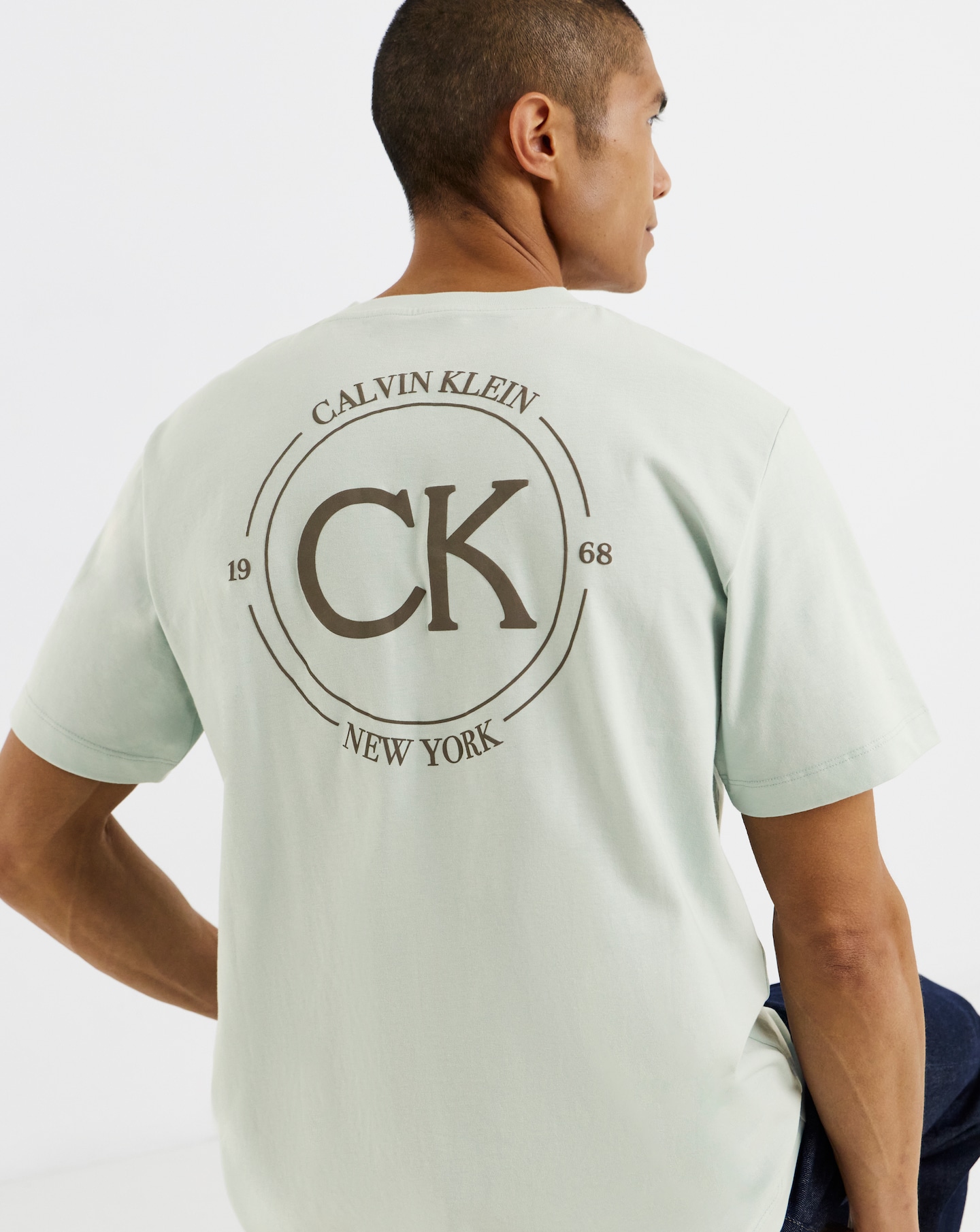 New In - Calvin Klein Back Graphic T-Shirt