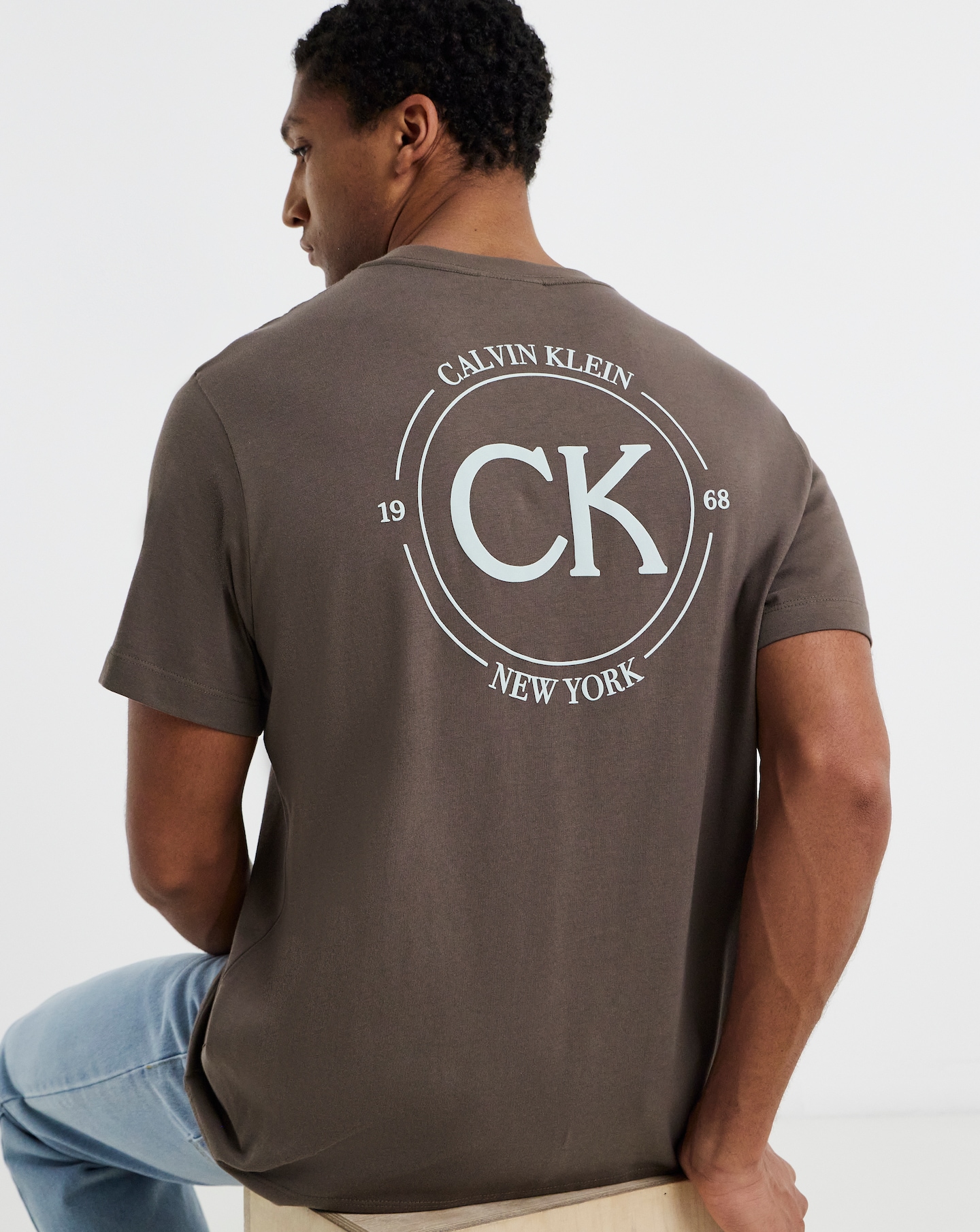 New In - Calvin Klein Back Graphic T-Shirt