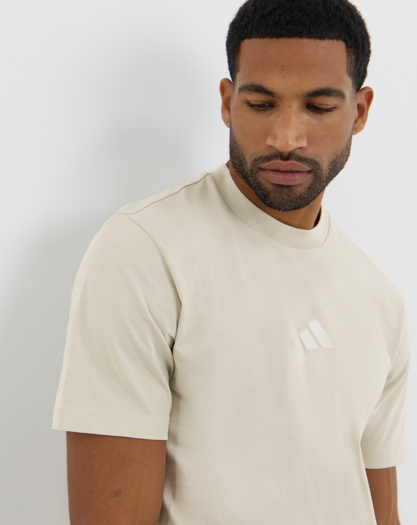 New In - adidas Small Logo T-Shirt