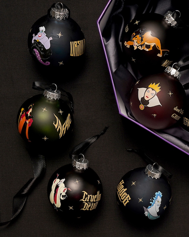 New In - Disney Set of 7 Baubles - Villains