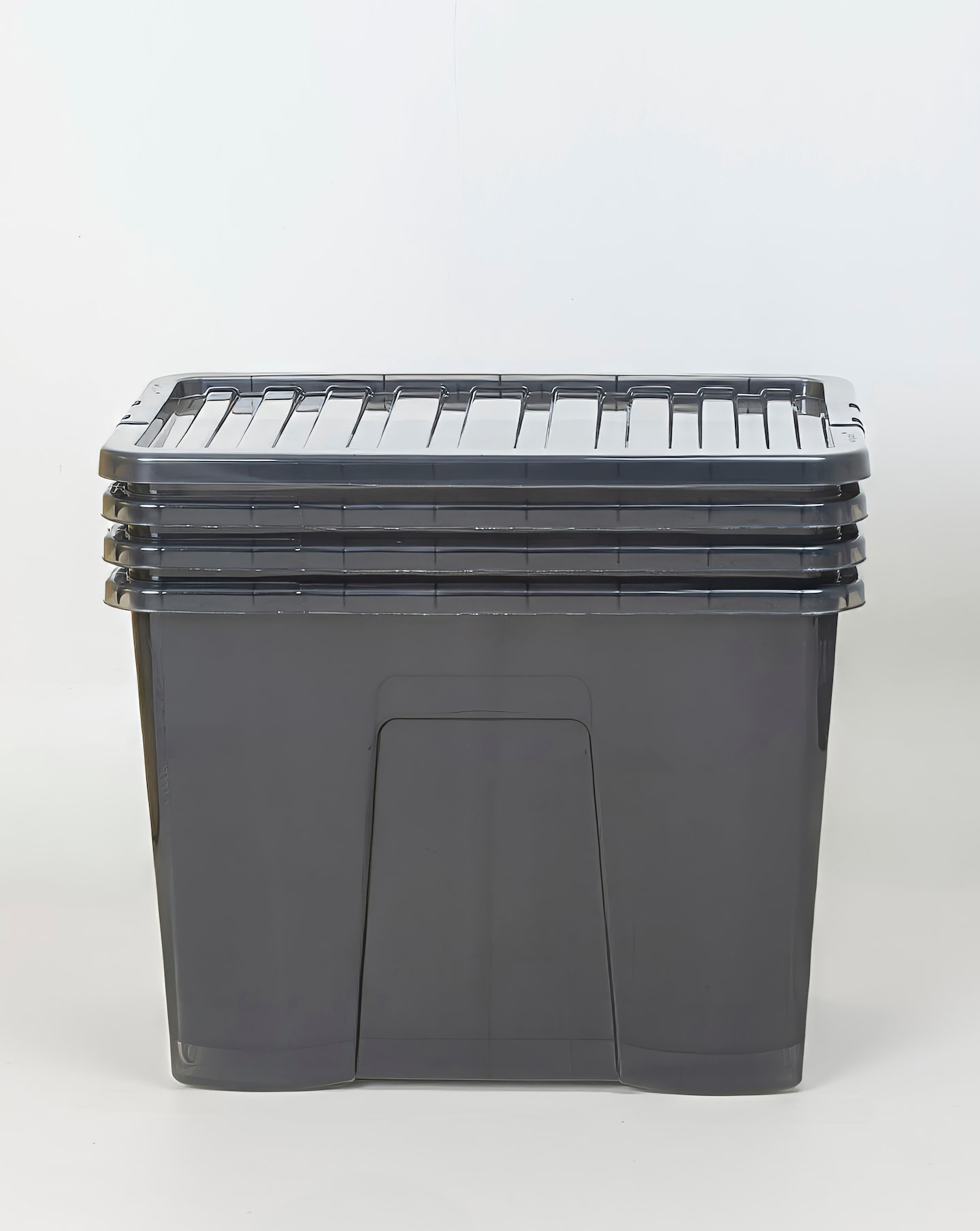 New In - Wham Crystal Smoke Grey 80L Box 4PK