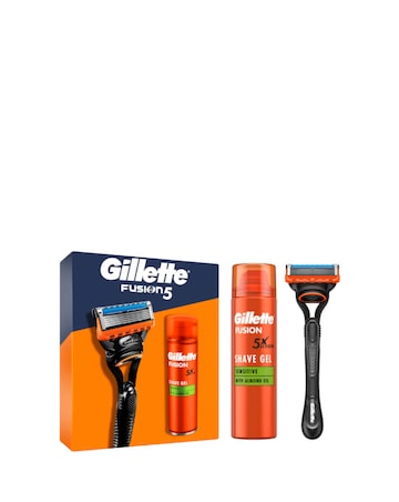 Gillette Fusion 5 Razor, with four blades and 200ml Fushion Shaving Gel