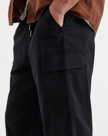 Linen 3/4 Length Cargo Short