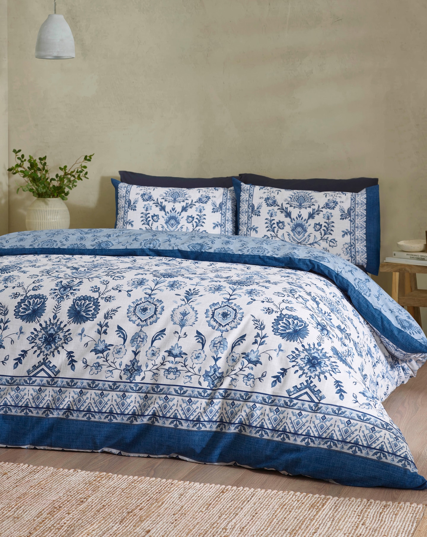 New In - Catherine Lanfield Zoukara Duvet Set