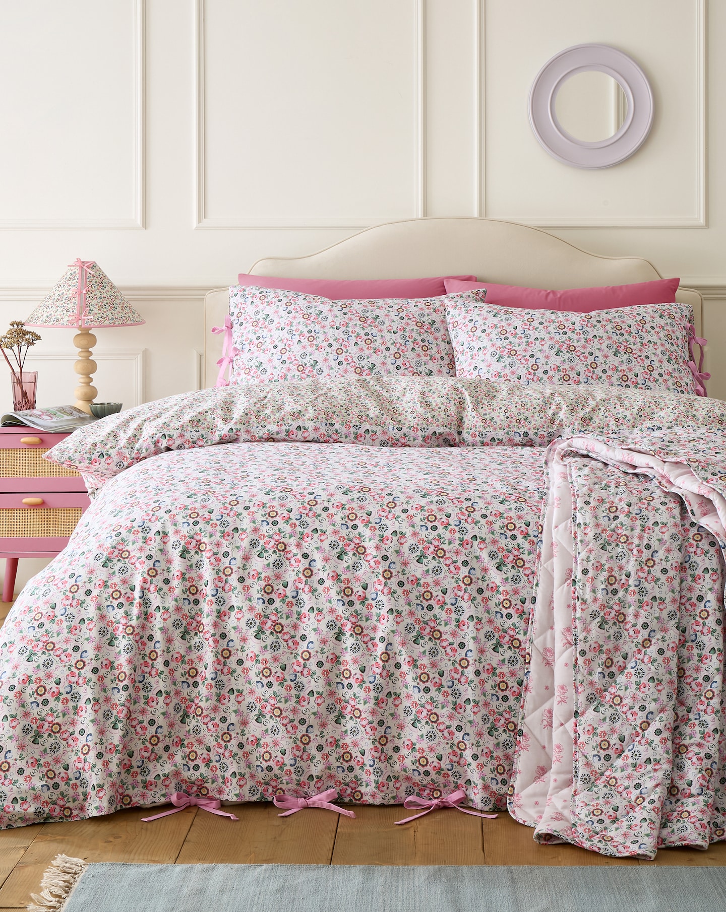 New In - Cath Kidston Pearly Queen Duvet Set
