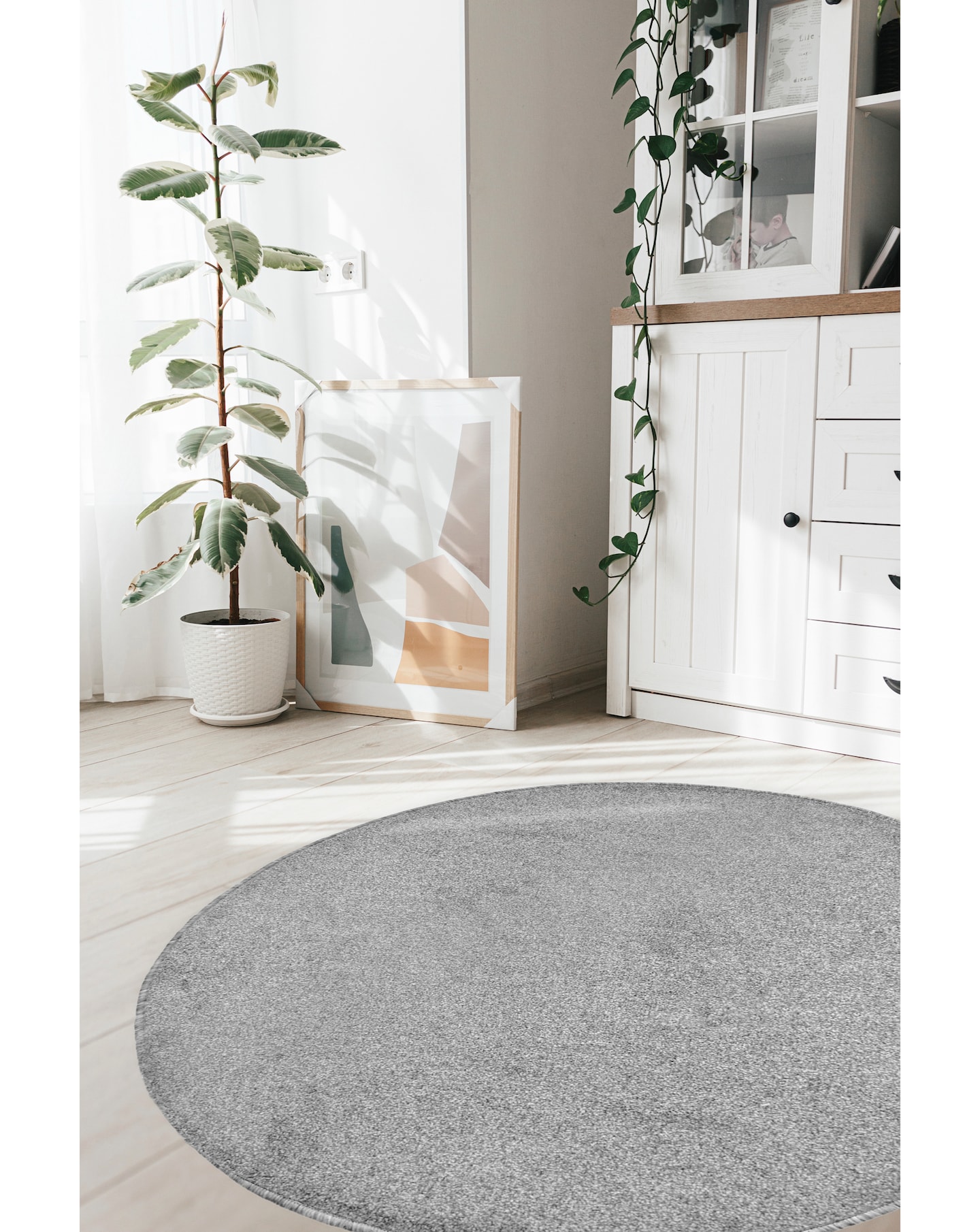 New In - Relay Rug Circle