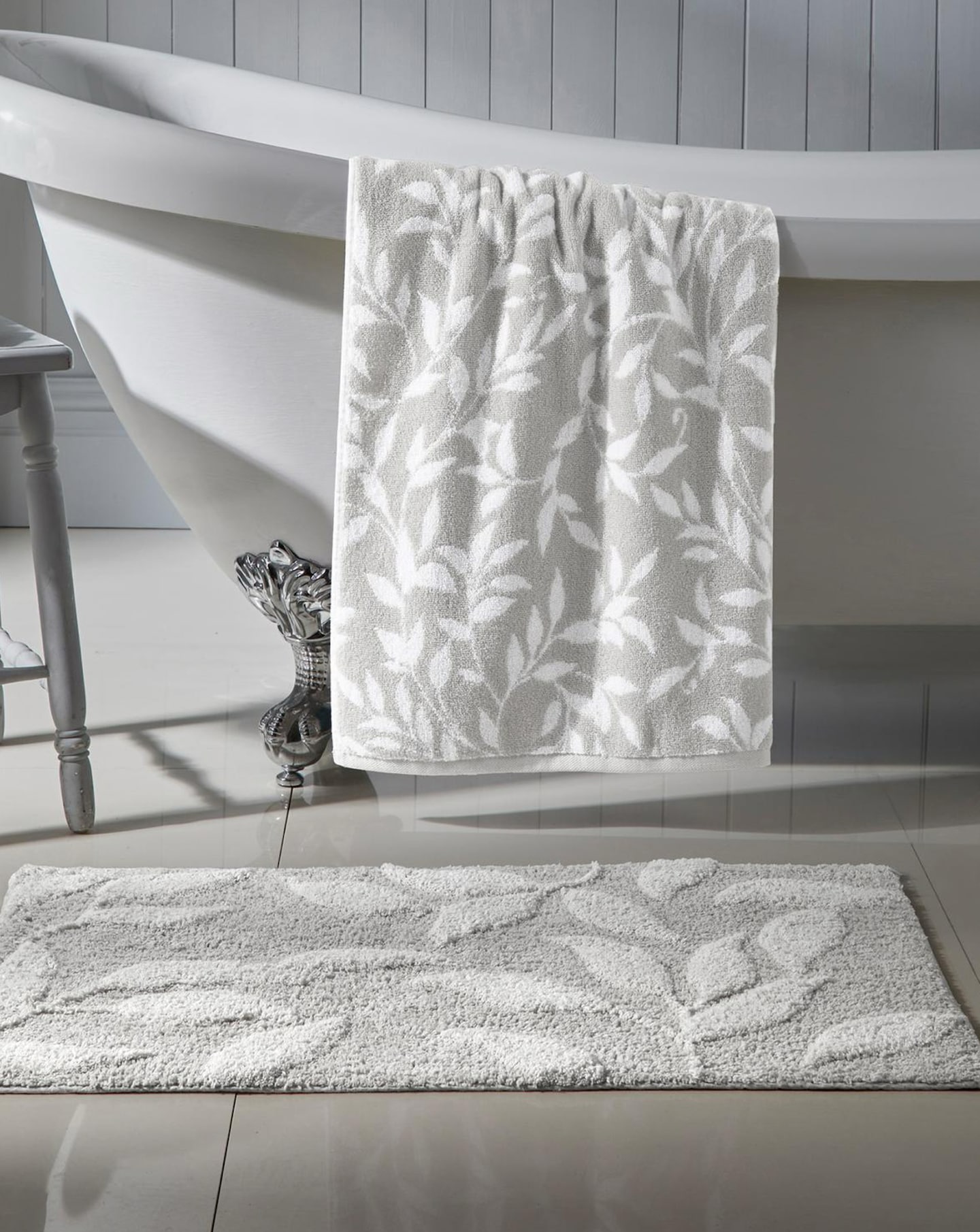 New In - Sandringham Bath Mat