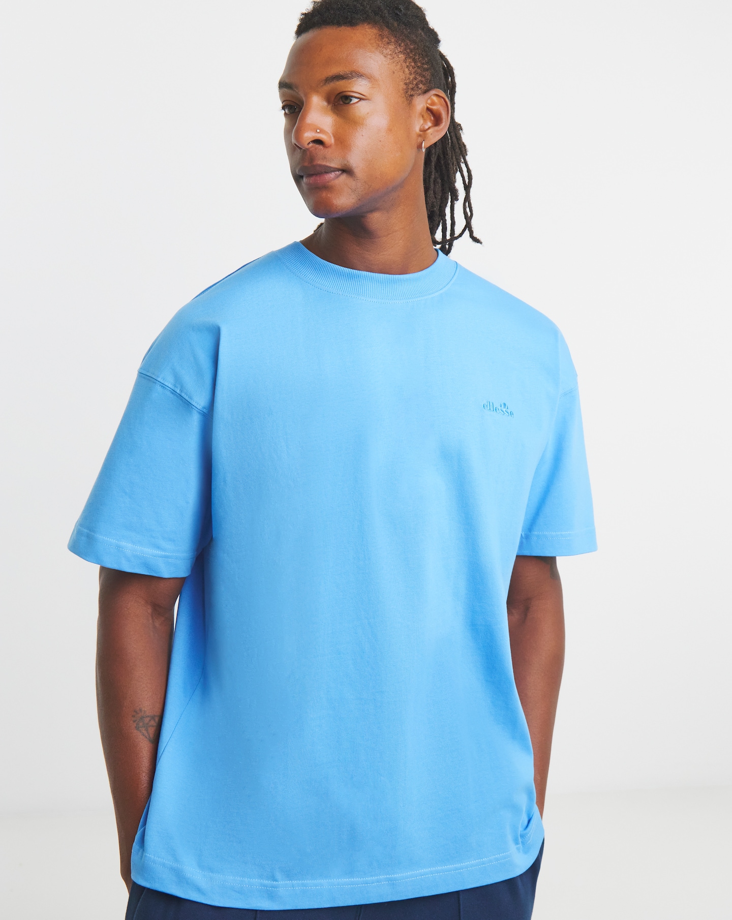 New In - ellesse Essentials Suisio T-Shirt