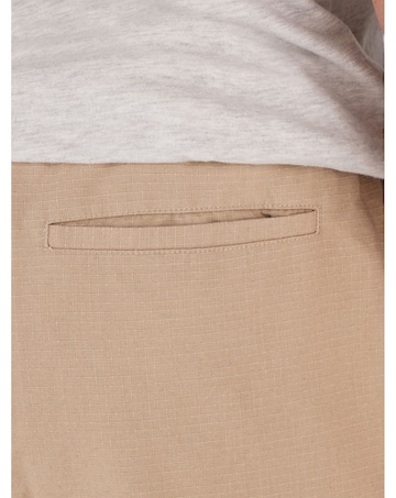 Raging Bull Stretch Cargo Shorts Tan