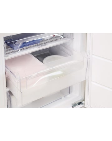 Indesit INBUFZ011.UK Integrated Under Counter Freezer + Installation