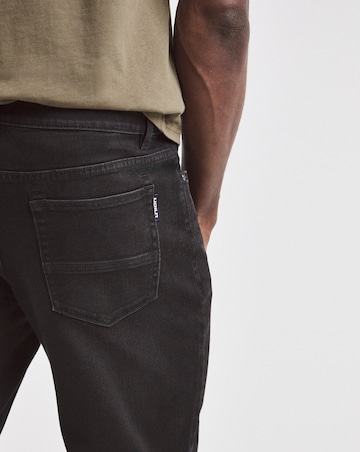 Union Wardrobe Classic Slim Jeans