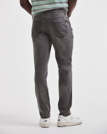 Union Wardrobe Classic Slim Jeans