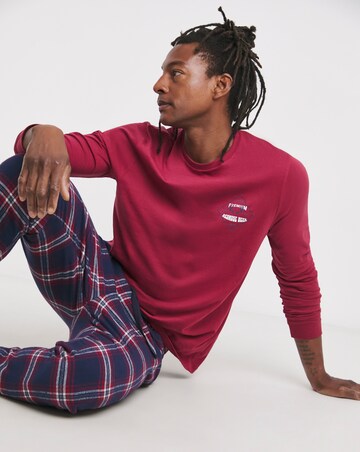 Christmas Graphic Pyjama Set