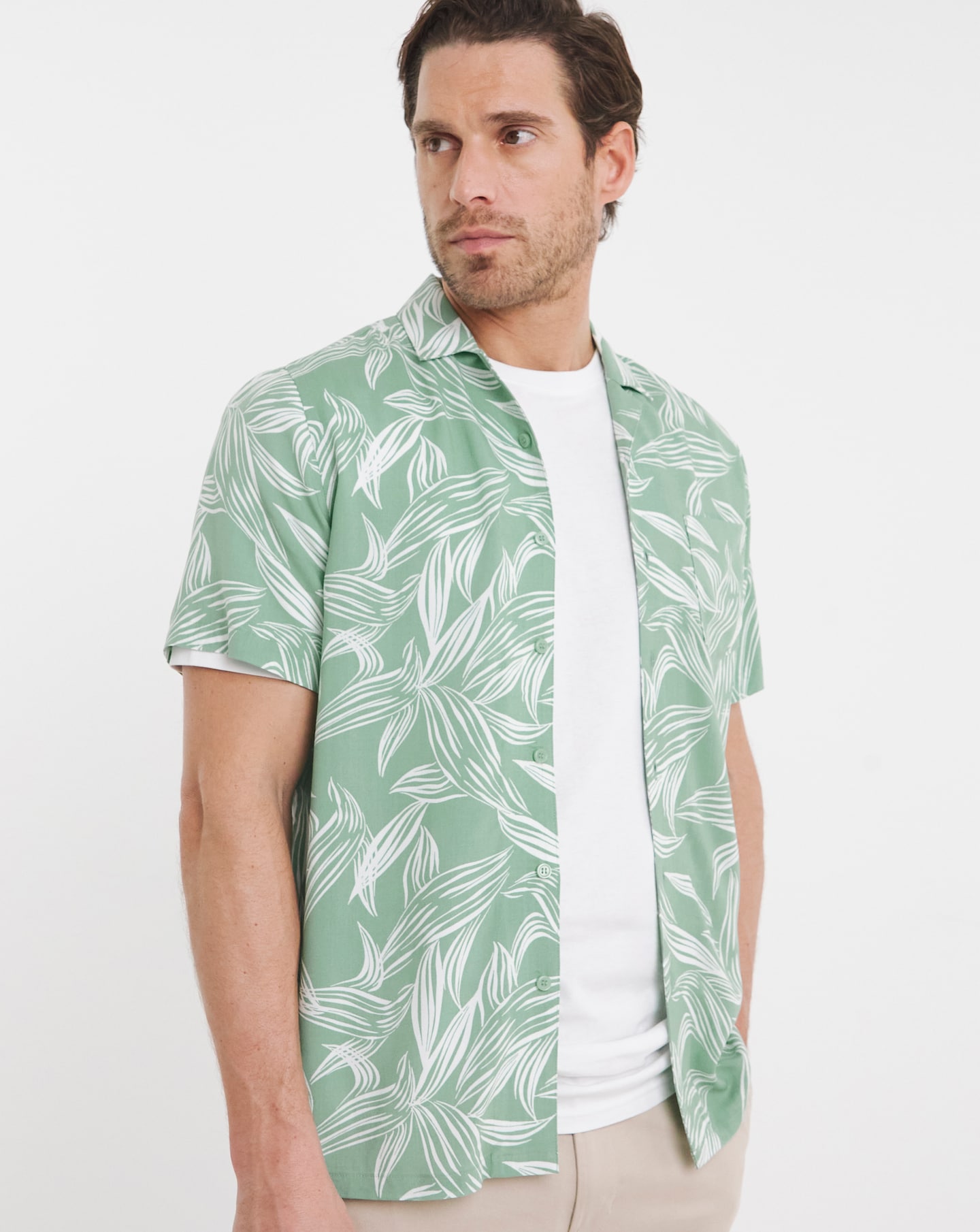 Short Sleeve Revere Collar Print Shirt