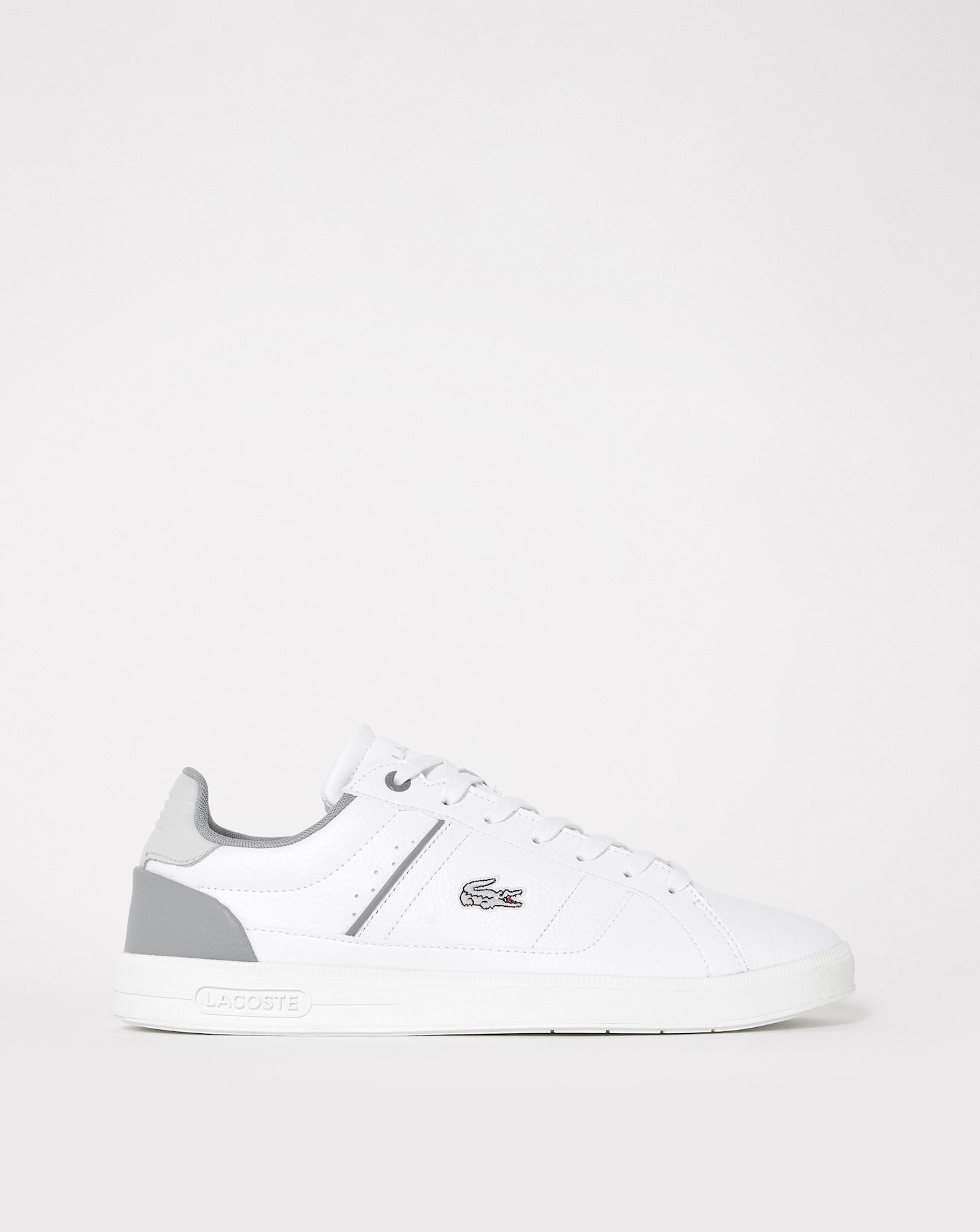 Lacoste europa trainers discount